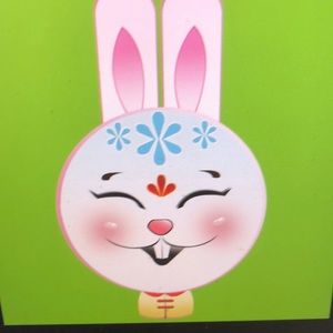 Meet your Posher, Chloe